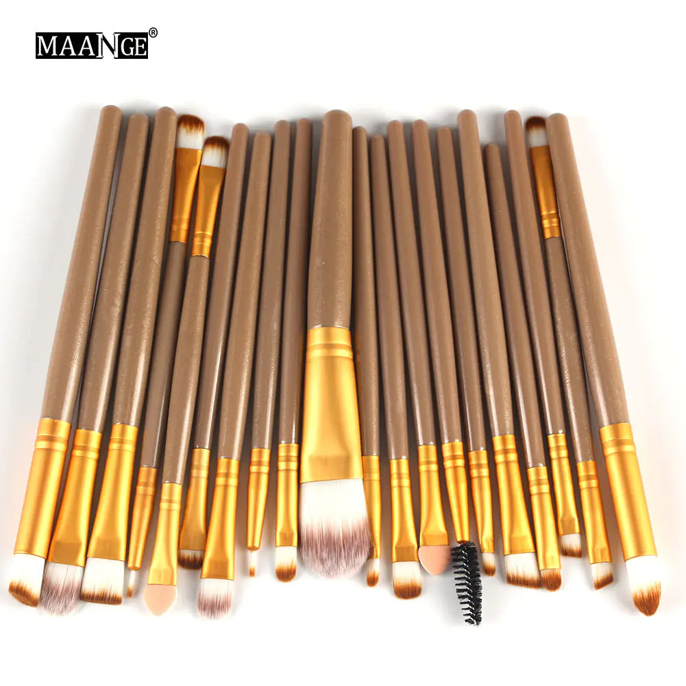 Set of makeup brushes with brown and gold handles on a white background, featuring the MAANGE brand.